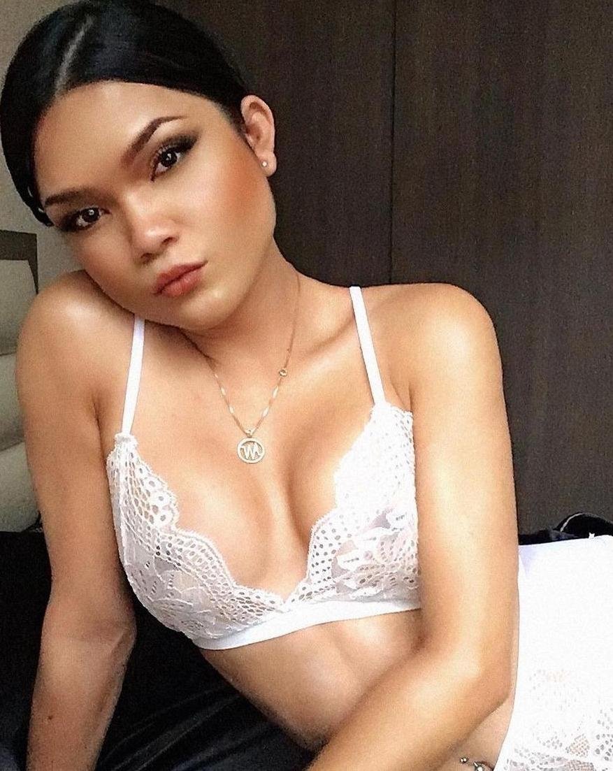 ColorfulPoppins from Devon,United Kingdom