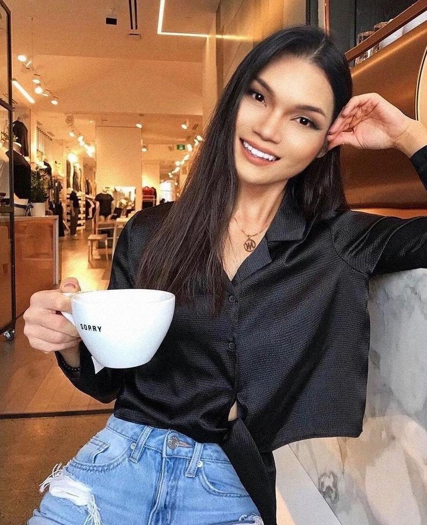 ColorfulPoppins from Devon,United Kingdom