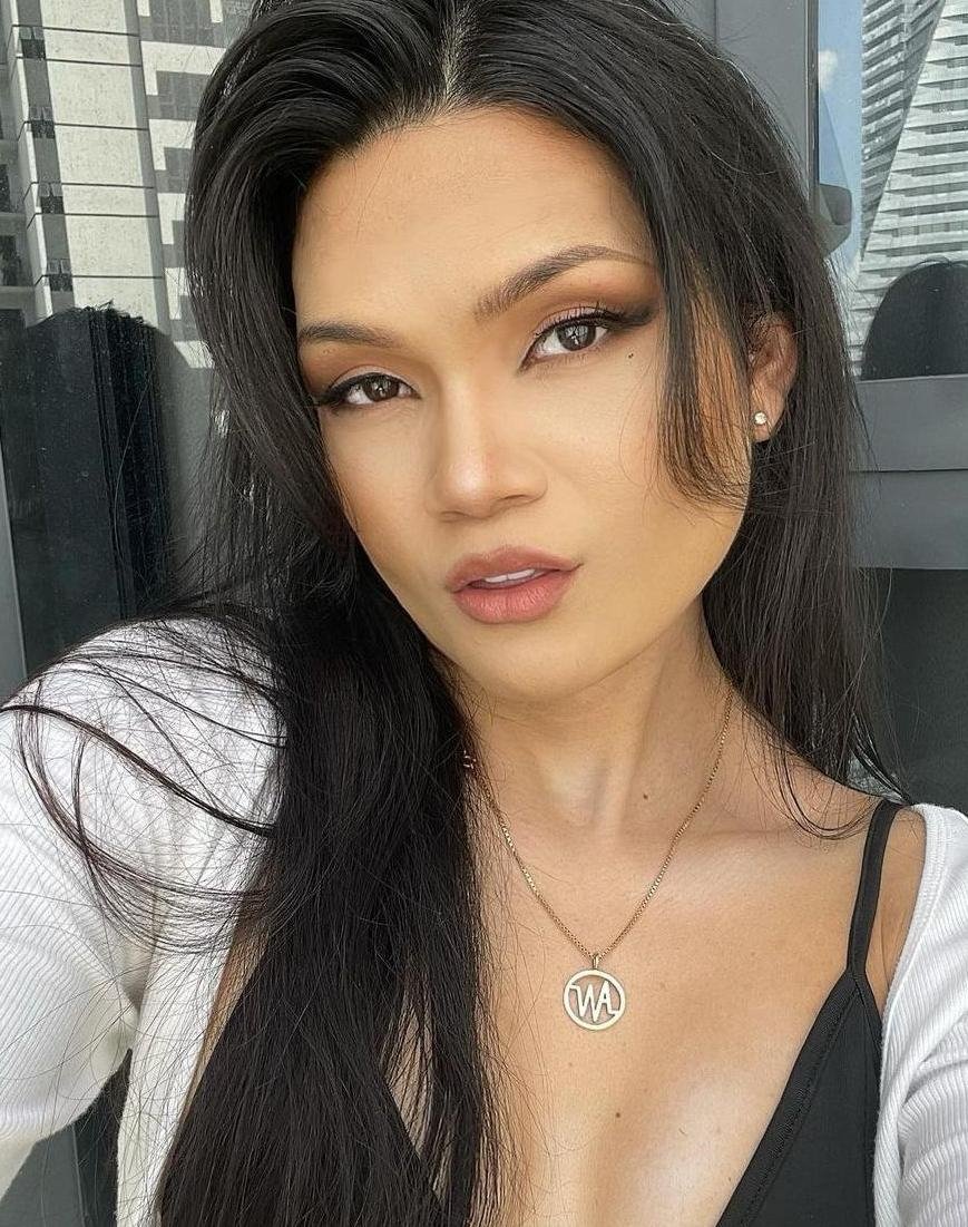 ColorfulPoppins from Devon,United Kingdom