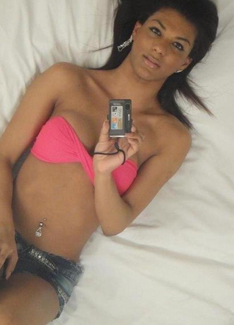 VelvetVogue from City of Bristol,United Kingdom