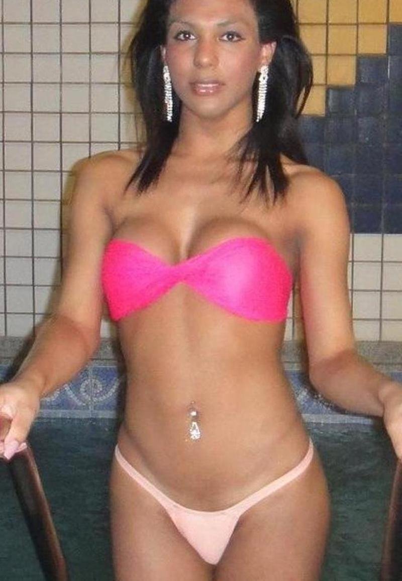 VelvetVogue from City of Bristol,United Kingdom